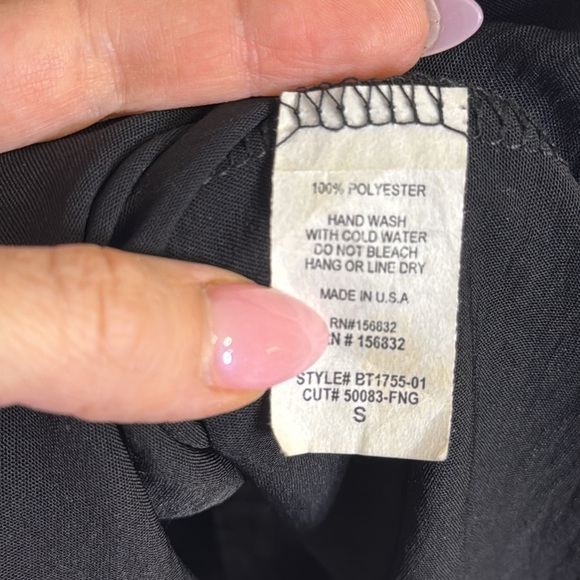 BiBi Black Flutter Sleeve Blouse with Ruffled Style - Picture 4 of 6